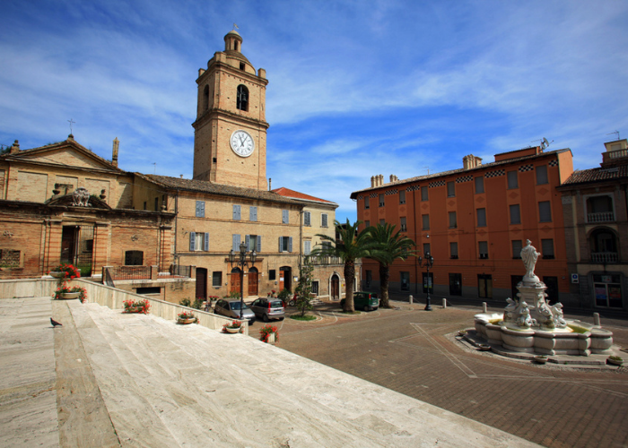 News Fibercop - FiberCop porta la fibra ottica ultraveloce a Porto San Giorgio